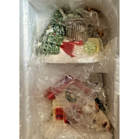 Department 56 Original Snow Village CAT AND DOG Set of 2 Ceramic Figurines NEW - Picture 3 of 4